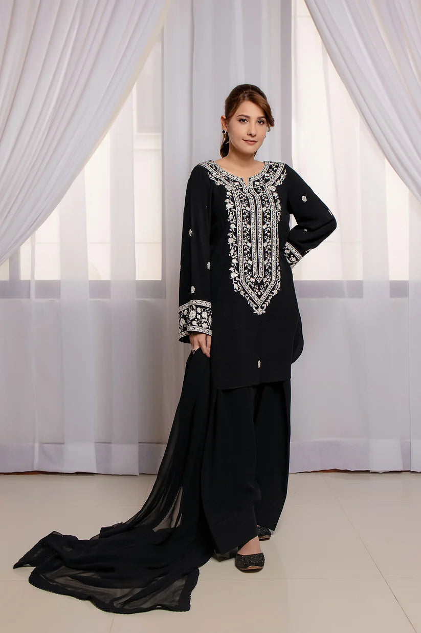 Black Aura 3pc (Farshi Shalwar)