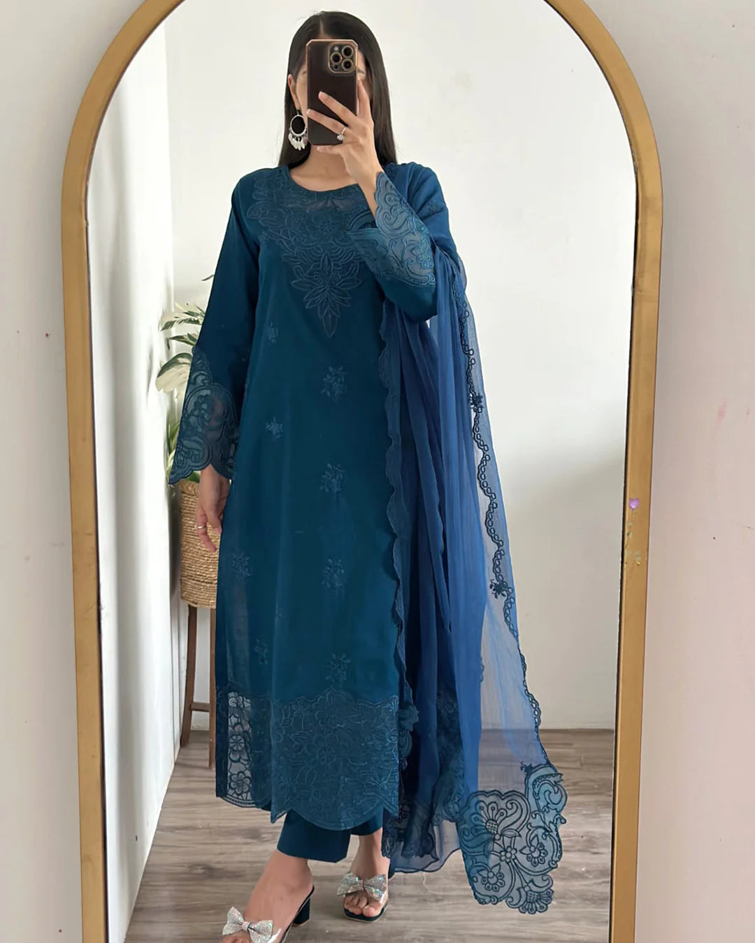 Mystic Glaze - 3 Piece Embroidered Suit