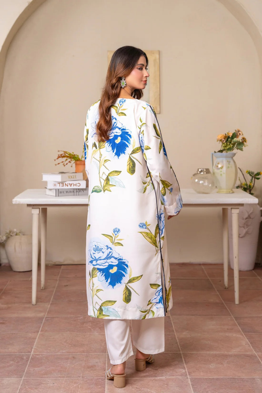 White Breeze 2 pc